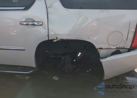 2011 Cadillac Escalade Luxury from USA, damaged, VIN 1GYS4BEF3BR103895